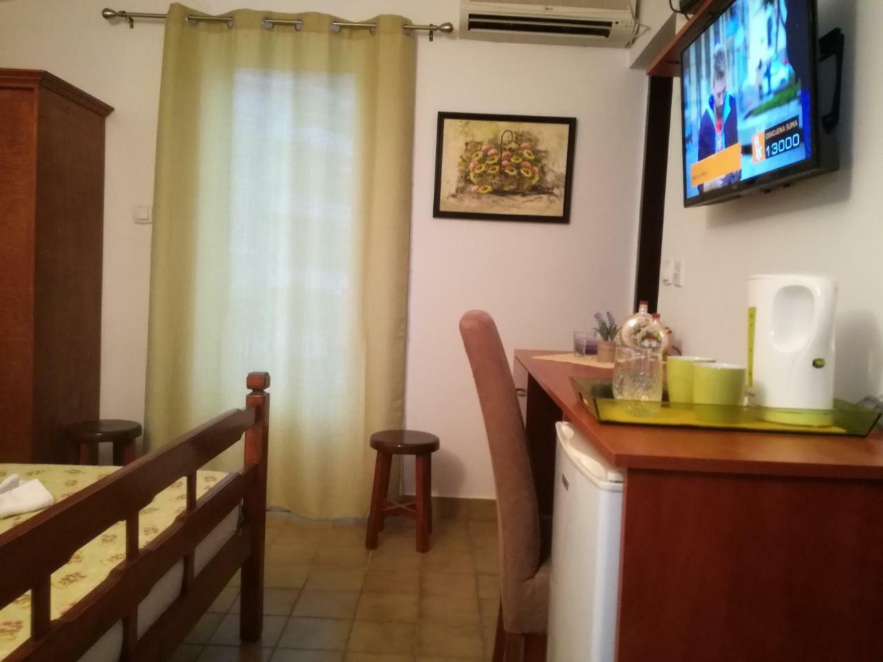 Miron Apart&Rooms Rafajlovići Exteriör bild