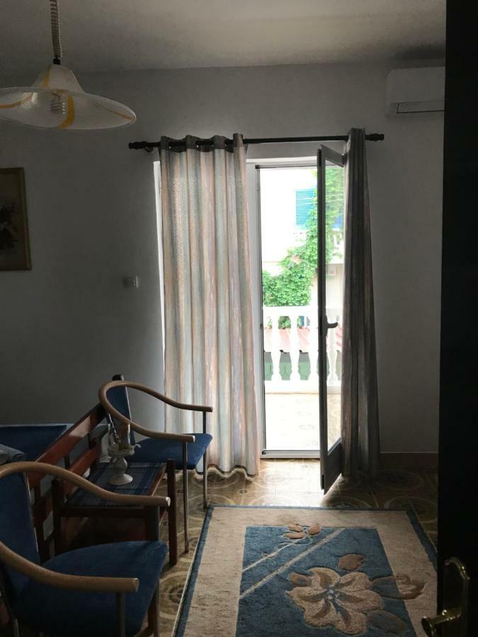Miron Apart&Rooms Rafajlovići Exteriör bild